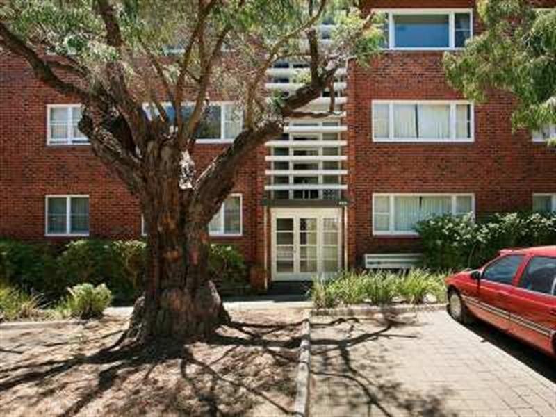 8/126 Forrest Street, Peppermint Grove WA 6011