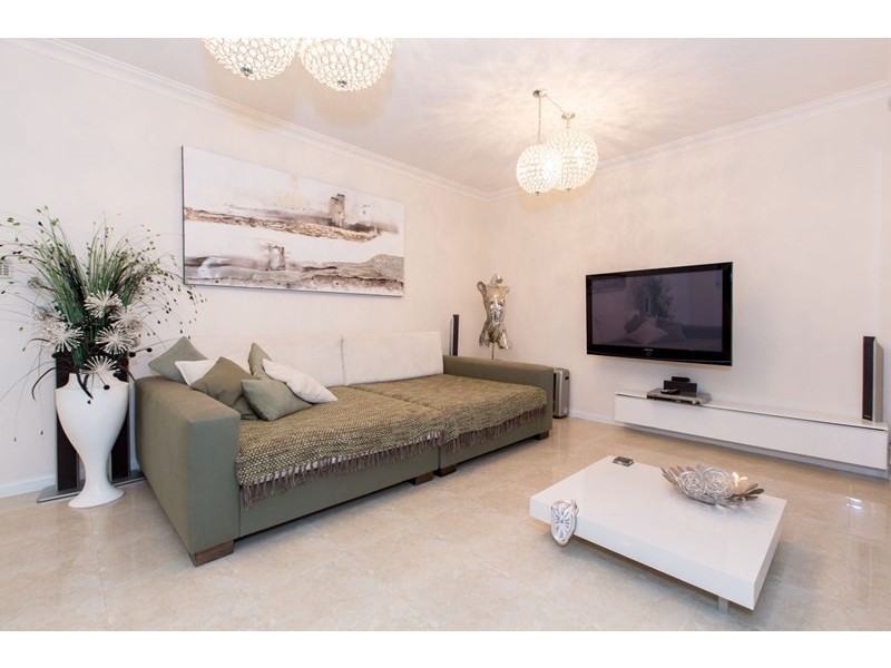 10 Mere View Way, Subiaco WA 6008