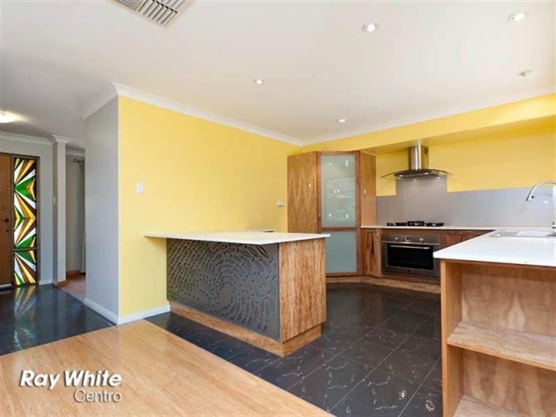 143 Glengarry Drive, Duncraig WA 6023