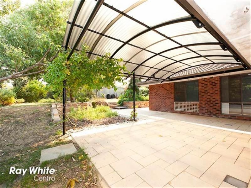 143 Glengarry Drive, Duncraig WA 6023