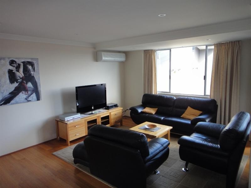 4 Price Street, Subiaco WA 6008