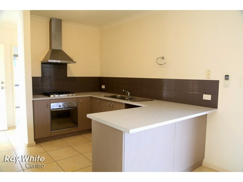 8 Viognier Link, Pearsall WA 6065