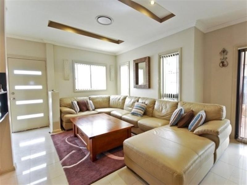 1/45 Stanbrook Street, Fairfield Heights NSW 2165