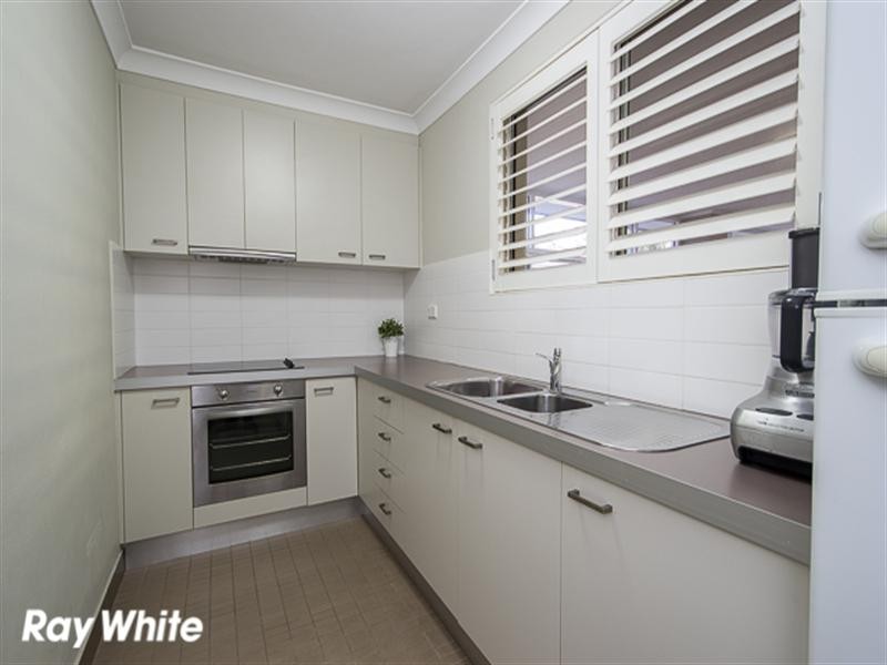 6 Blackbutt Street, Bossley Park NSW 2176