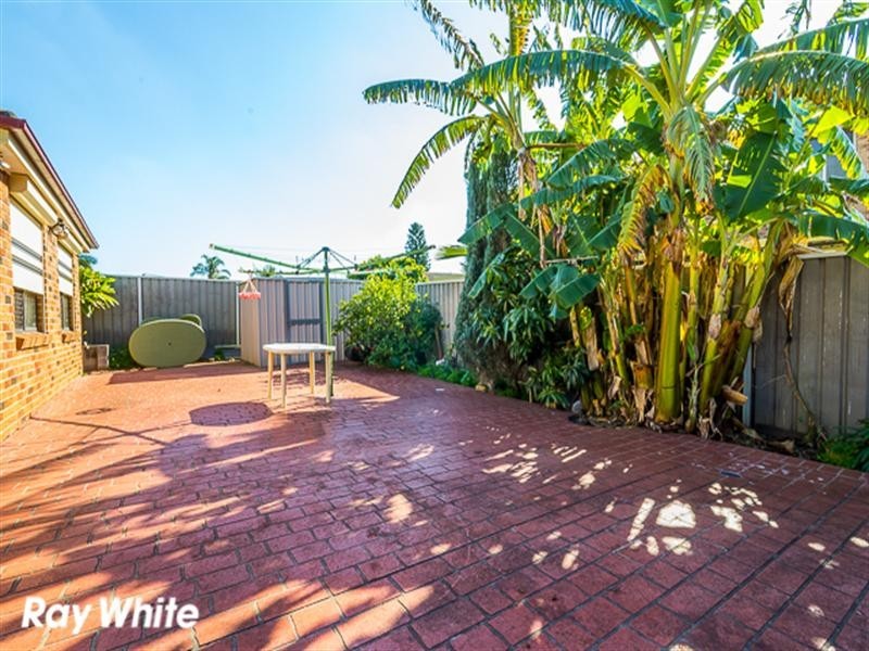 6 Salter Road, Bossley Park NSW 2176