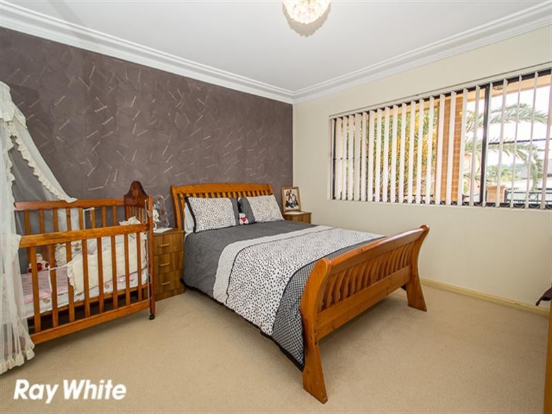 91 Tallowood Crescent, Bossley Park NSW 2176