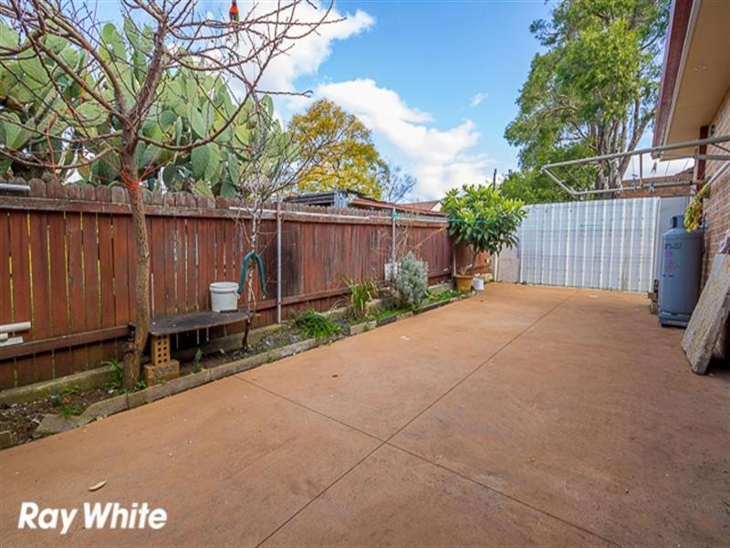 37 Eton Street, Smithfield NSW 2164