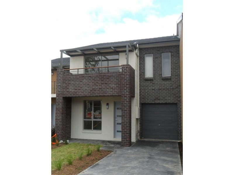 18 Cronin Place, Bonnyrigg NSW 2177