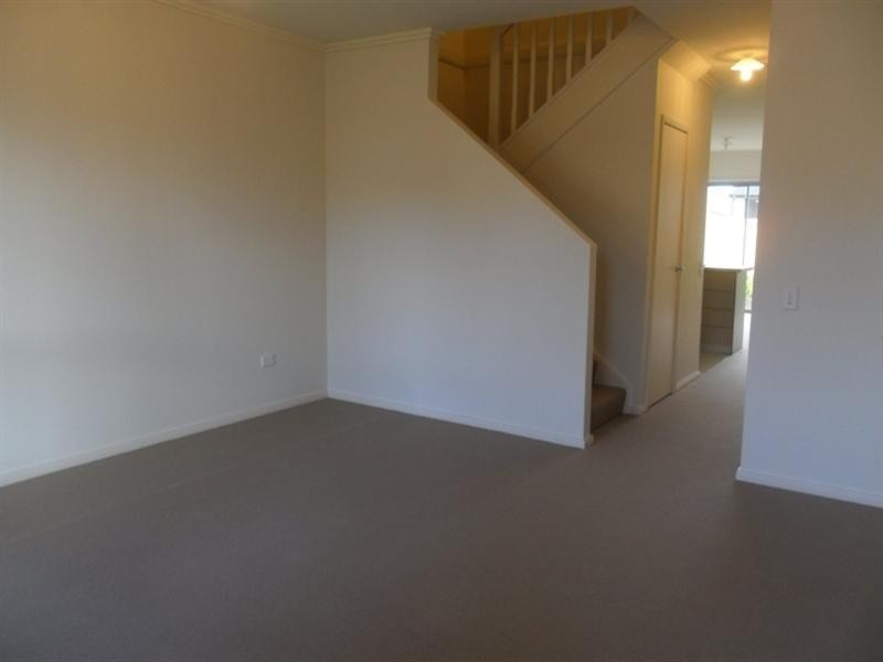 18 Cronin Place, Bonnyrigg NSW 2177