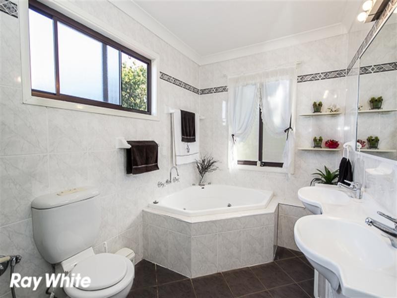 134 Prairie Vale Road, Bossley Park NSW 2176