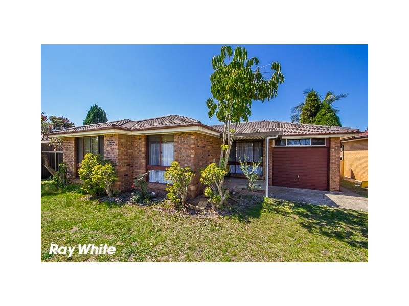 4 Bronte Close, Wetherill Park NSW 2164