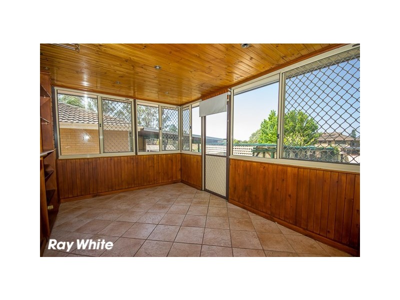 10 Maugham Crescent, Wetherill Park NSW 2164