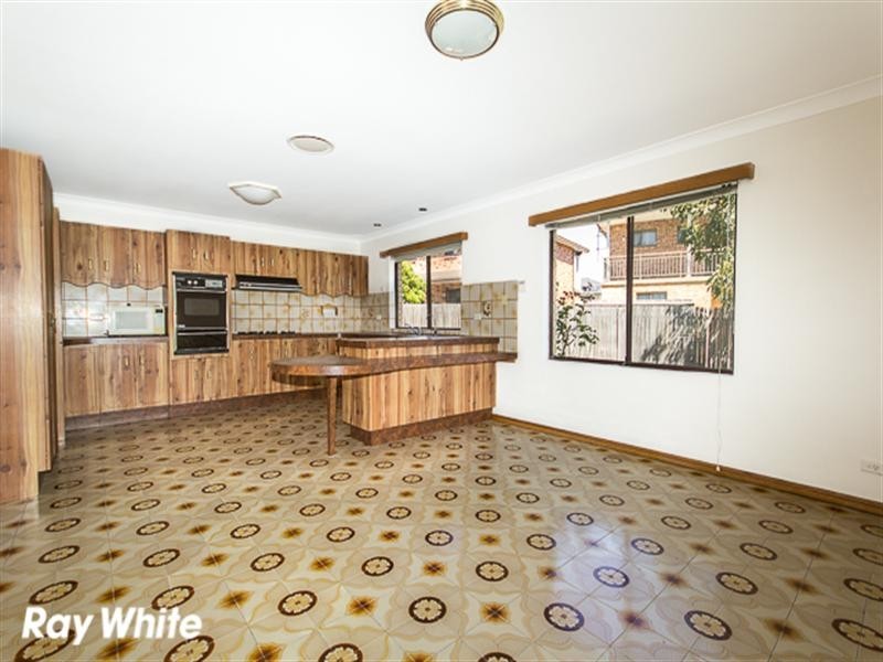 5 Blackmore Place, Wetherill Park NSW 2164