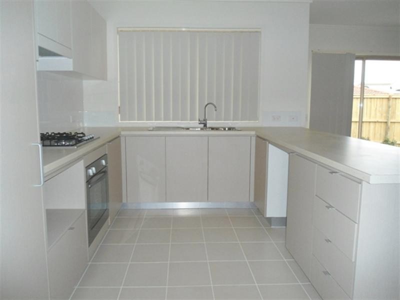 14 Cronin Place, Bonnyrigg NSW 2177