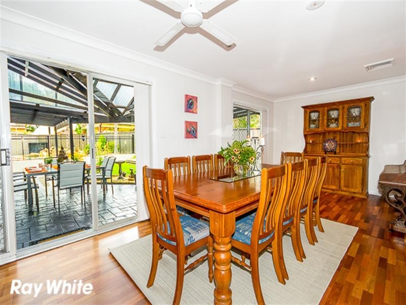 8 Ogden Close, Abbotsbury NSW 2176