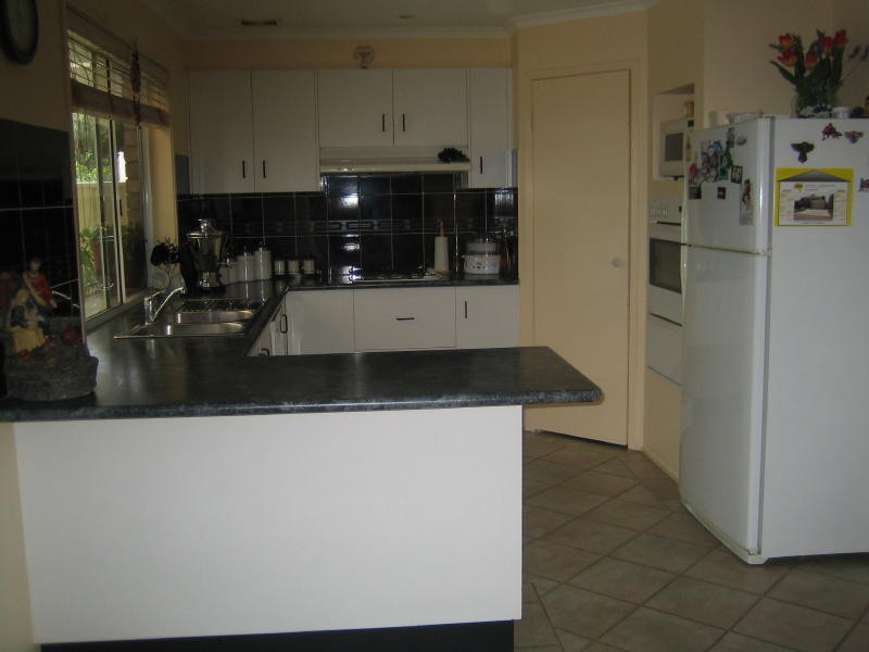 22 Athlone Street, Cecil Hills NSW 2171