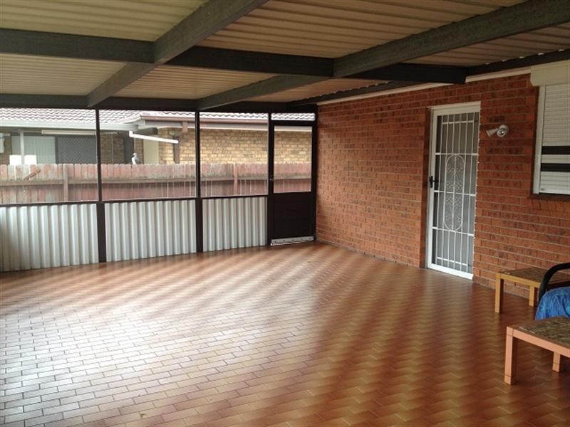 103 Melbourne Road, St Johns Park NSW 2176