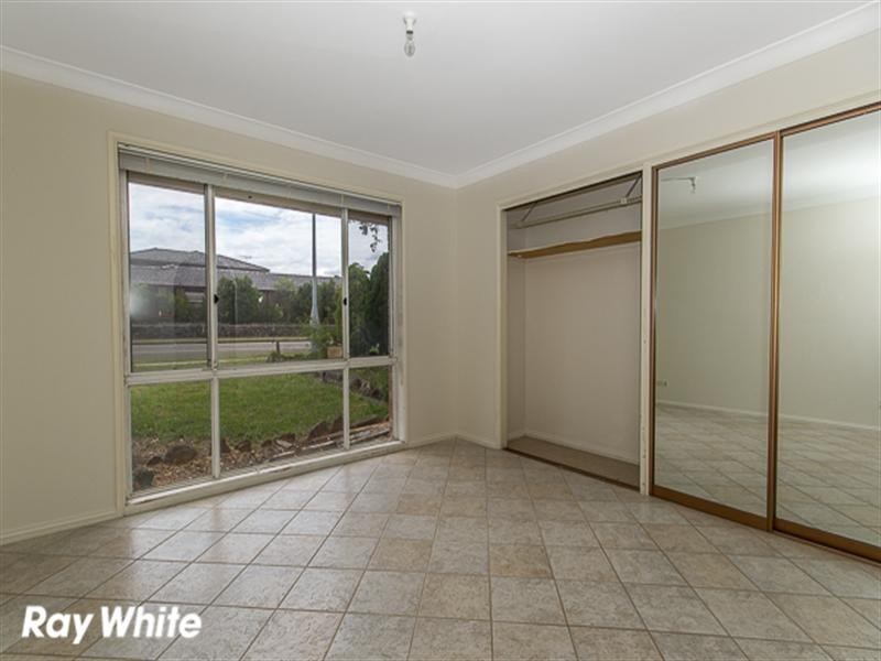 29 Bossley Road, Bossley Park NSW 2176