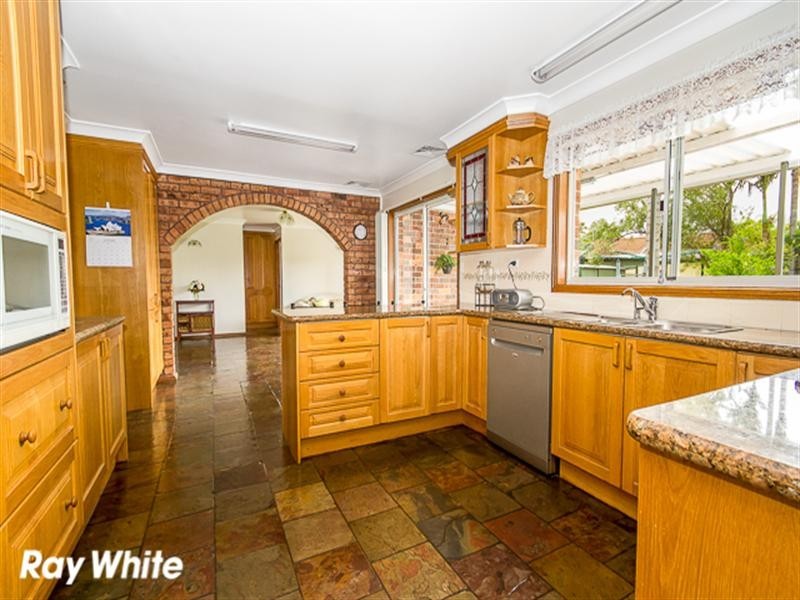 3 Falcon Close, Greenfield Park NSW 2176