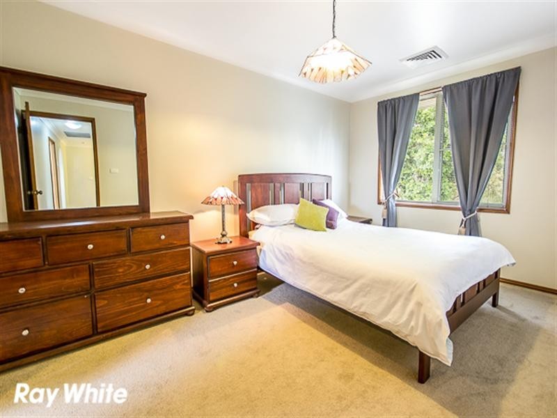 3 Falcon Close, Greenfield Park NSW 2176