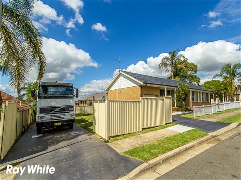 29 Thompson Street, Wetherill Park NSW 2164