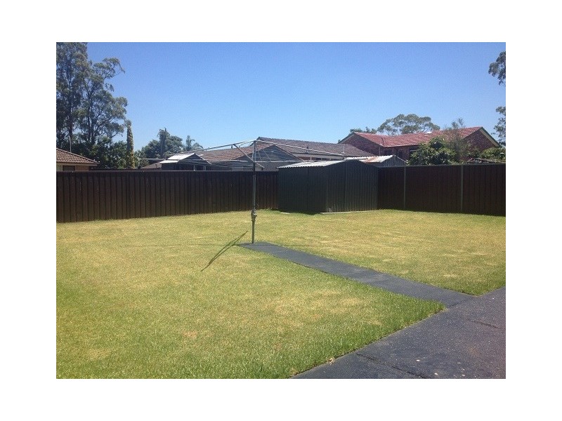 32 Jasnar Street, Greenfield Park NSW 2176