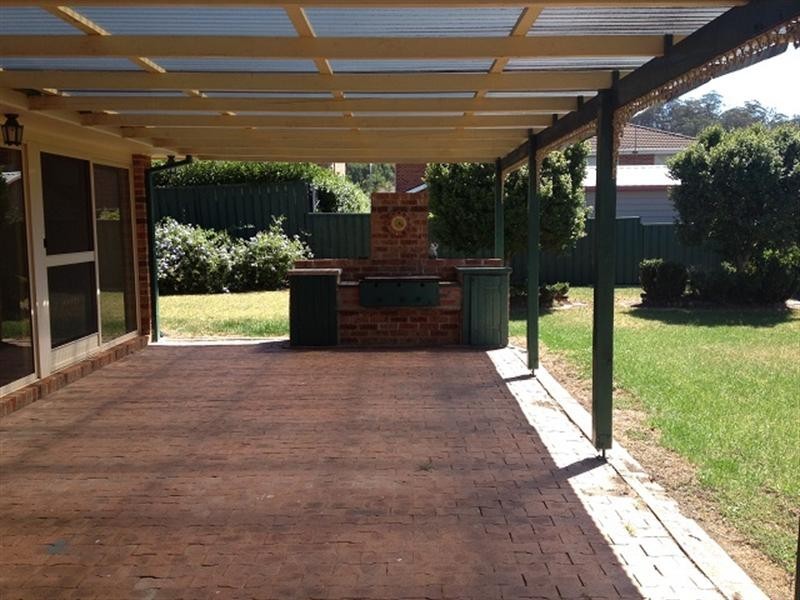 17 Falmer Street, Abbotsbury NSW 2176