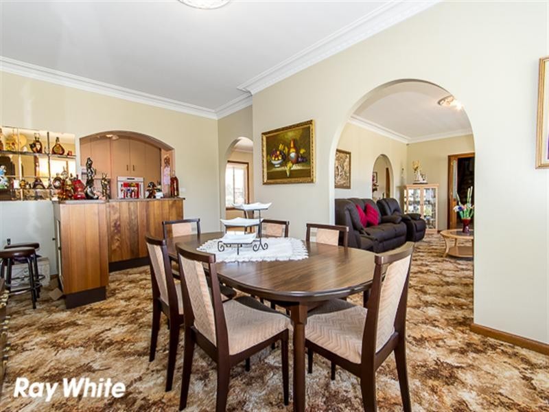 1a Falklands Avenue, Bossley Park NSW 2176