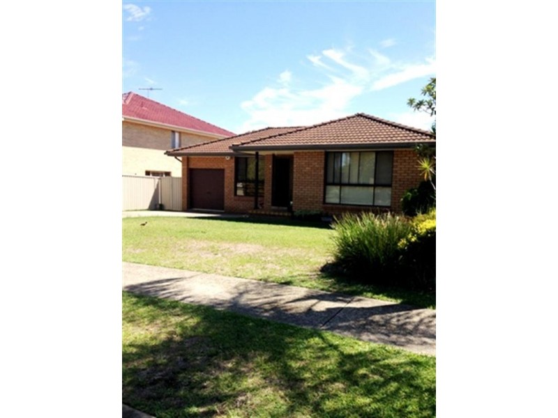 22 Salter Road, Bossley Park NSW 2176