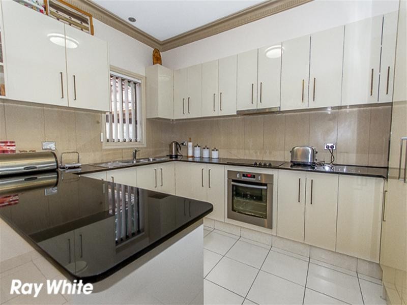 27 Cumberland Road, Greystanes NSW 2145