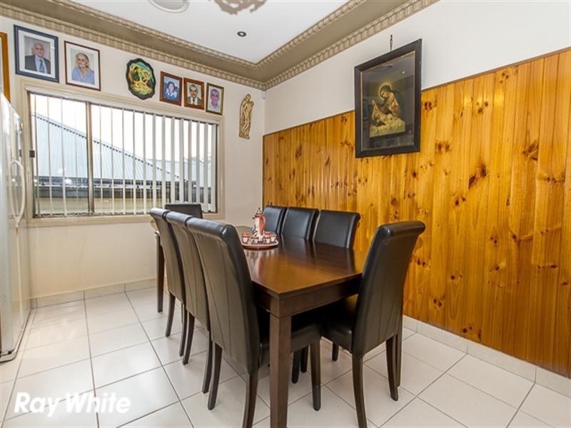 27 Cumberland Road, Greystanes NSW 2145