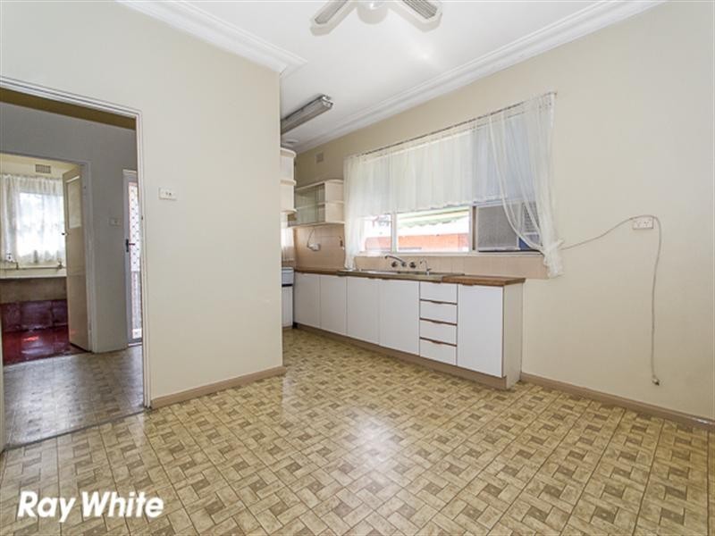 104 Fairfield Road, Guildford West NSW 2161