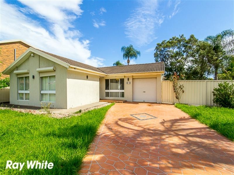 21 Devenish Street, Greenfield Park NSW 2176