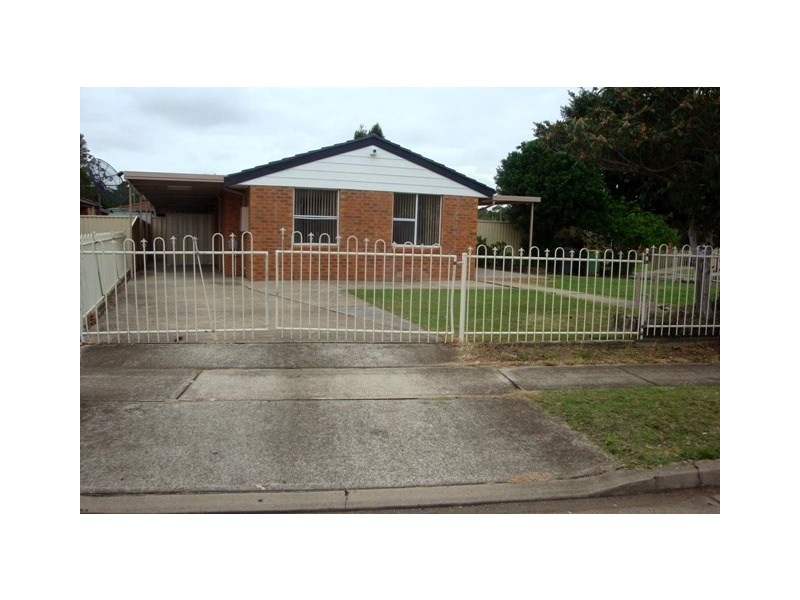 52 Dransfield Road, Edensor Park NSW 2176