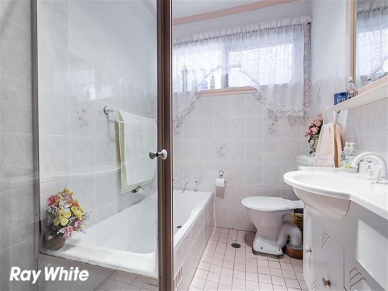 23 Mittiamo Street, Canley Heights NSW 2166