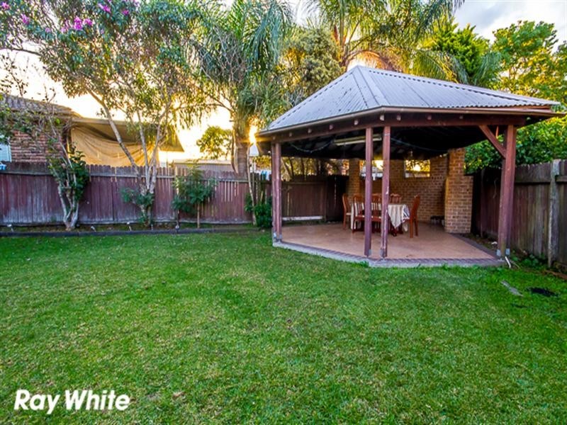 15 Longfellow Street, Wetherill Park NSW 2164