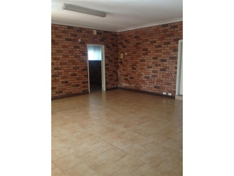 17B Hanwood Place, Edensor Park NSW 2176