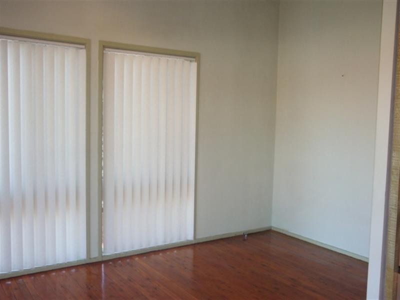 9 Dakota Drive, Bossley Park NSW 2176