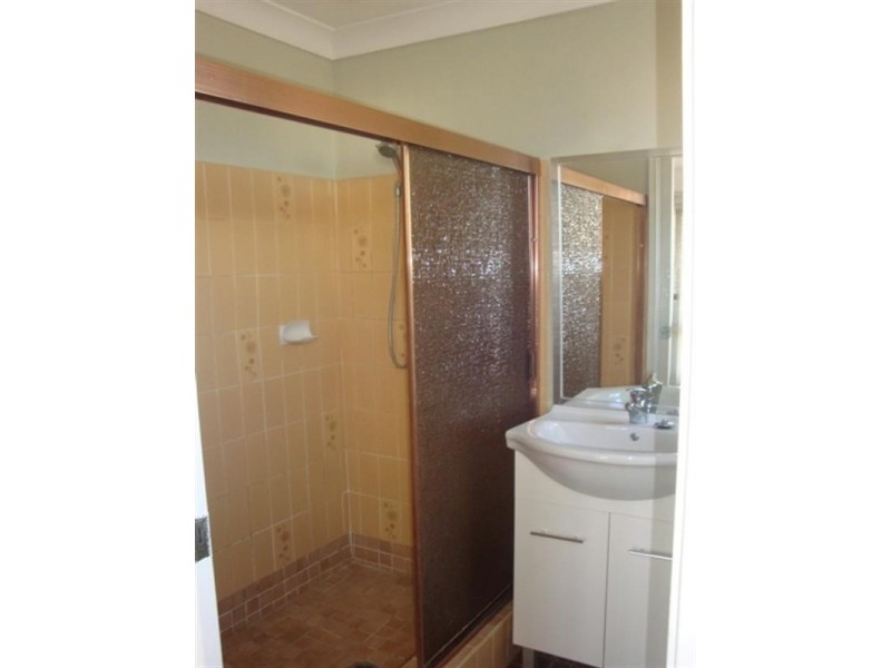 9 Dakota Drive, Bossley Park NSW 2176