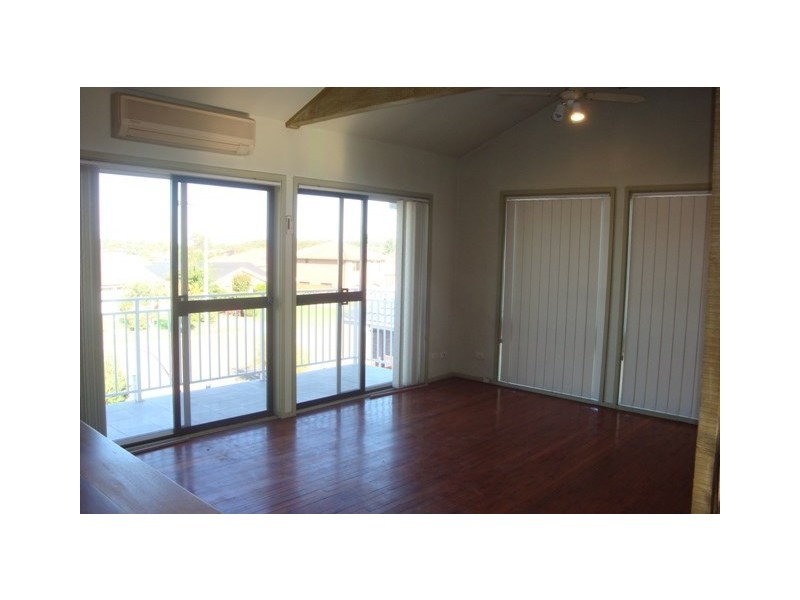 9 Dakota Drive, Bossley Park NSW 2176