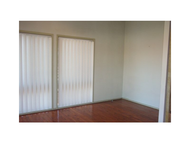 9 Dakota Drive, Bossley Park NSW 2176