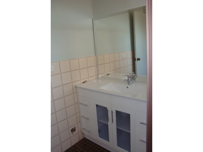 9 Dakota Drive, Bossley Park NSW 2176