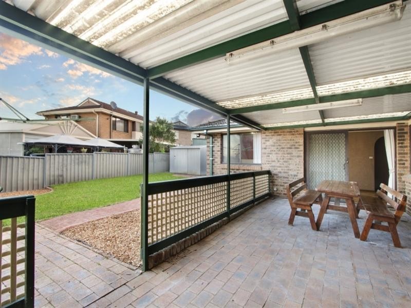 77 Bossley Road, Bossley Park NSW 2176