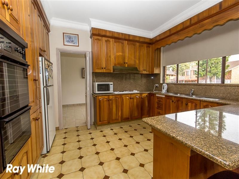 3 Pierce Street, Prairiewood NSW 2176