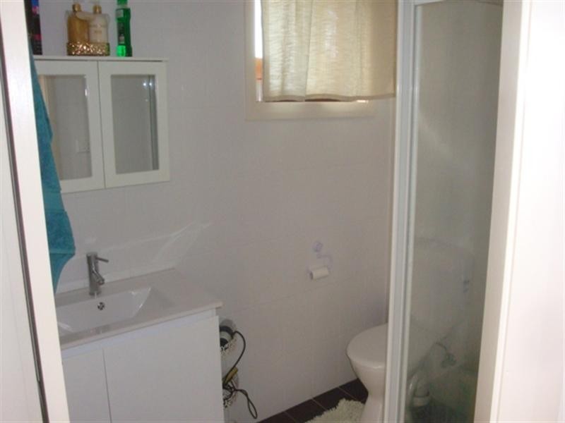 10A Kemmel Close, Bossley Park NSW 2176