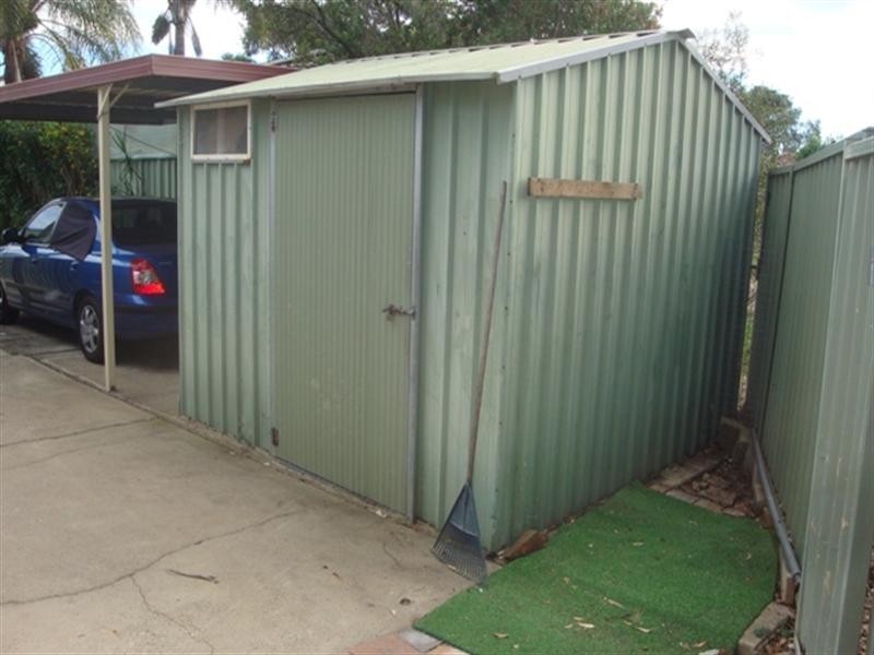 10A Kemmel Close, Bossley Park NSW 2176