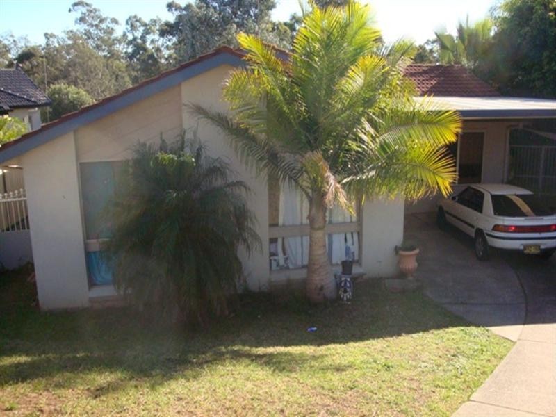 5A Loddon Close, Bossley Park NSW 2176