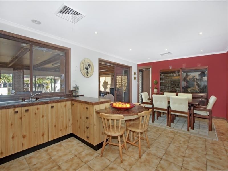 10 Chavin Place, Greenfield Park NSW 2176