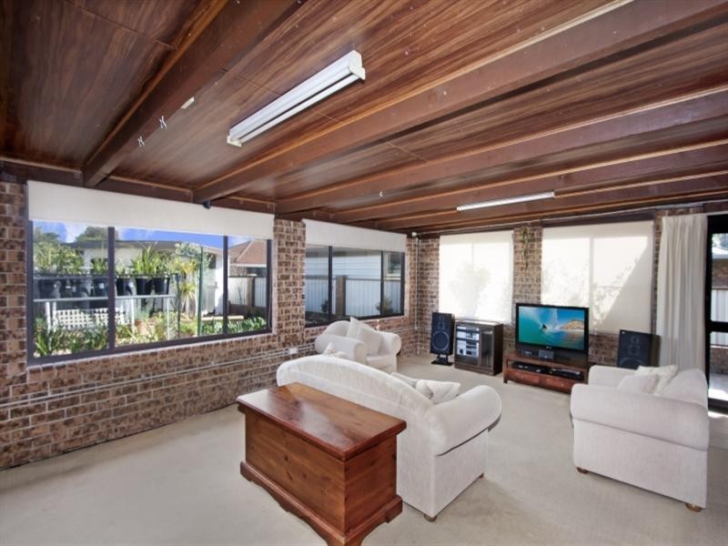 10 Chavin Place, Greenfield Park NSW 2176