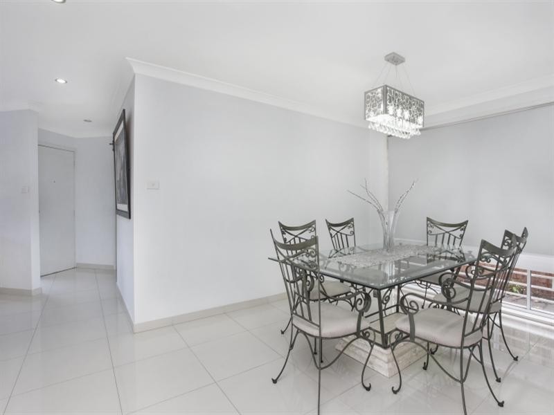 11 Flinders Crescent, Hinchinbrook NSW 2168